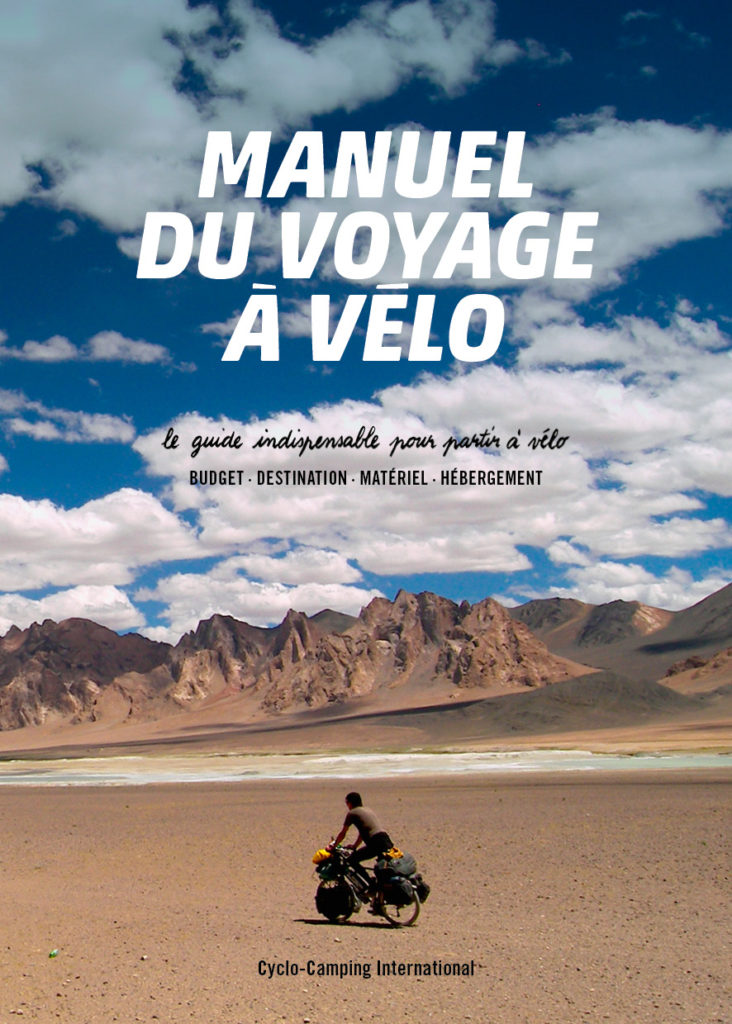 Livre cyclotourisme - Manuel du voyage a velo