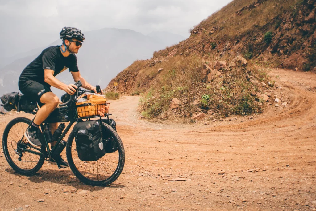 Le guide ultime du bikepacking en 2025