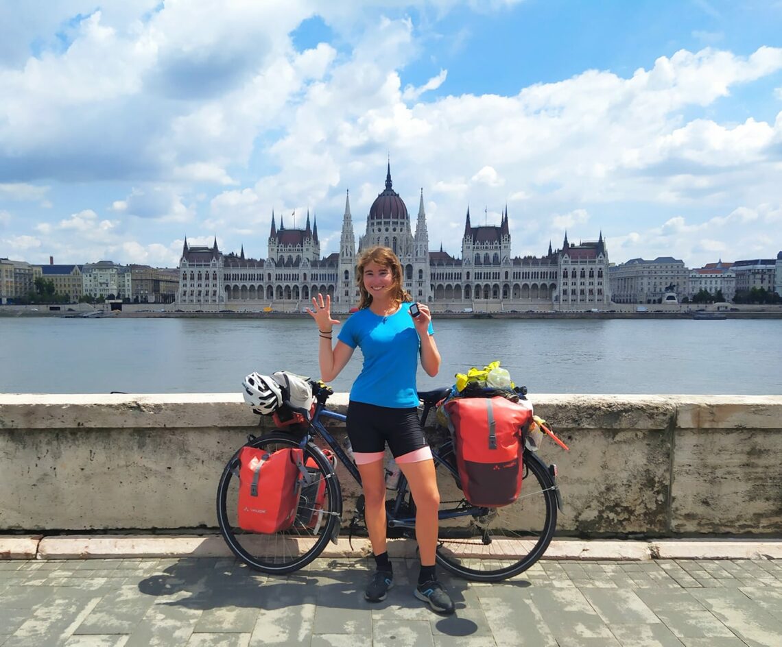 Voyager seule à vélo : les conseils de Manon