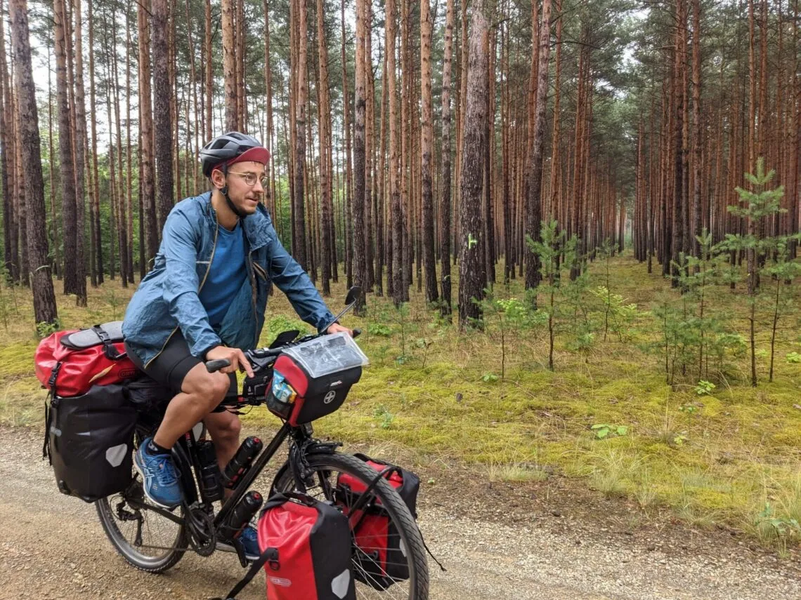 Le guide des vêtements en voyage à vélo