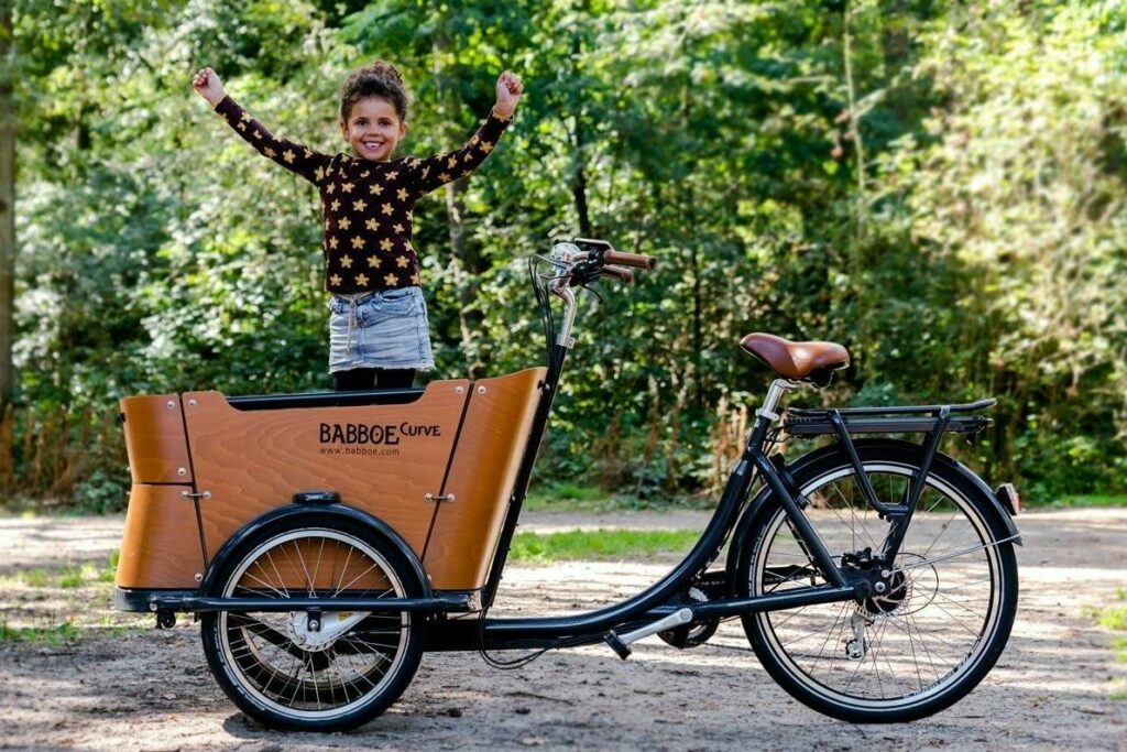 Les meilleurs vélos cargo électriques et longtails : comparatif 2025