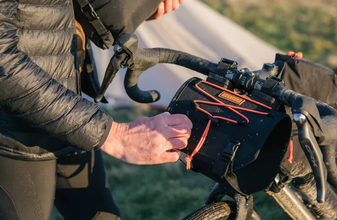 10 idées cadeaux bikepacking pour les aventuriers