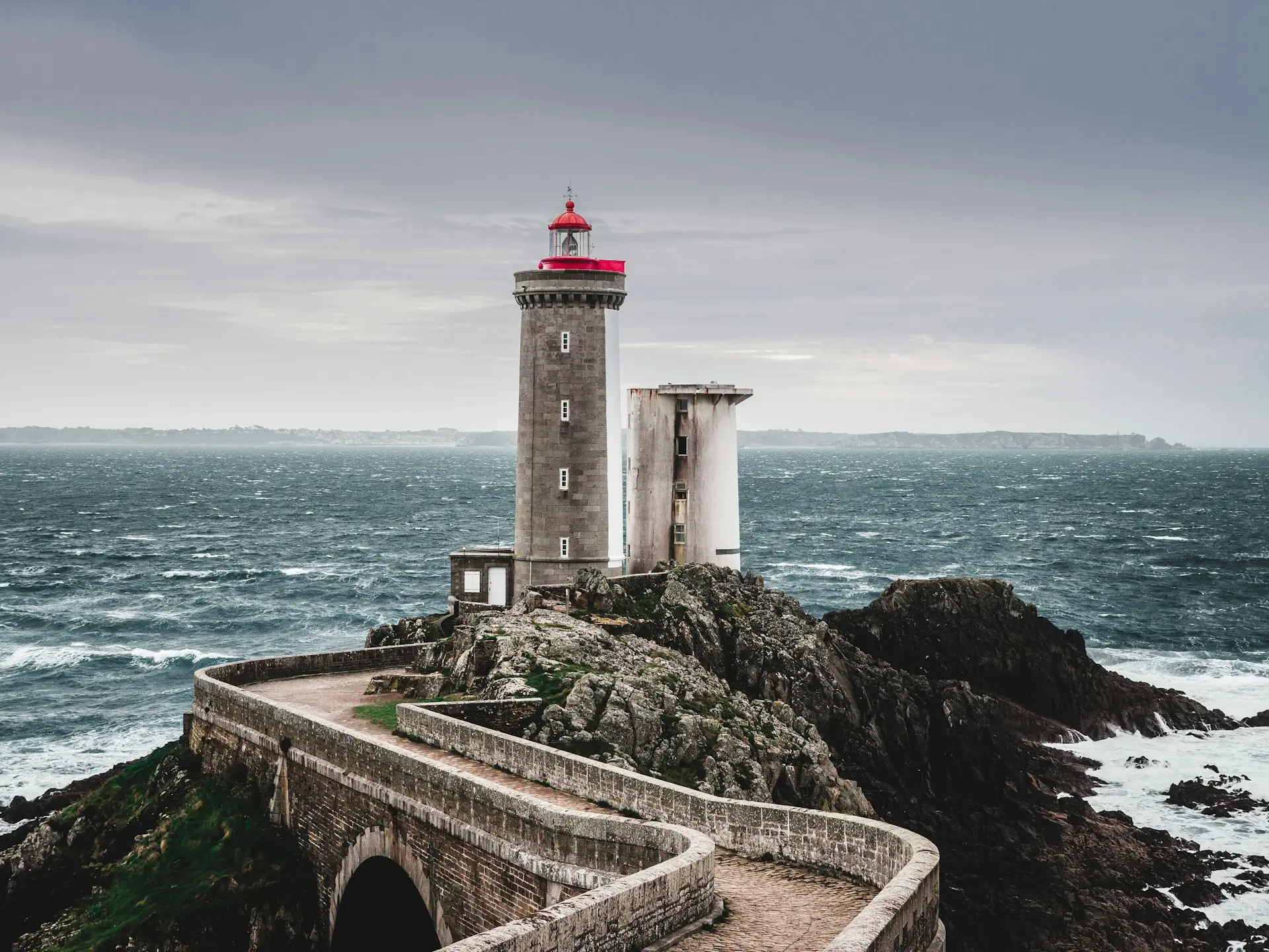Phare sur la côte atlantique