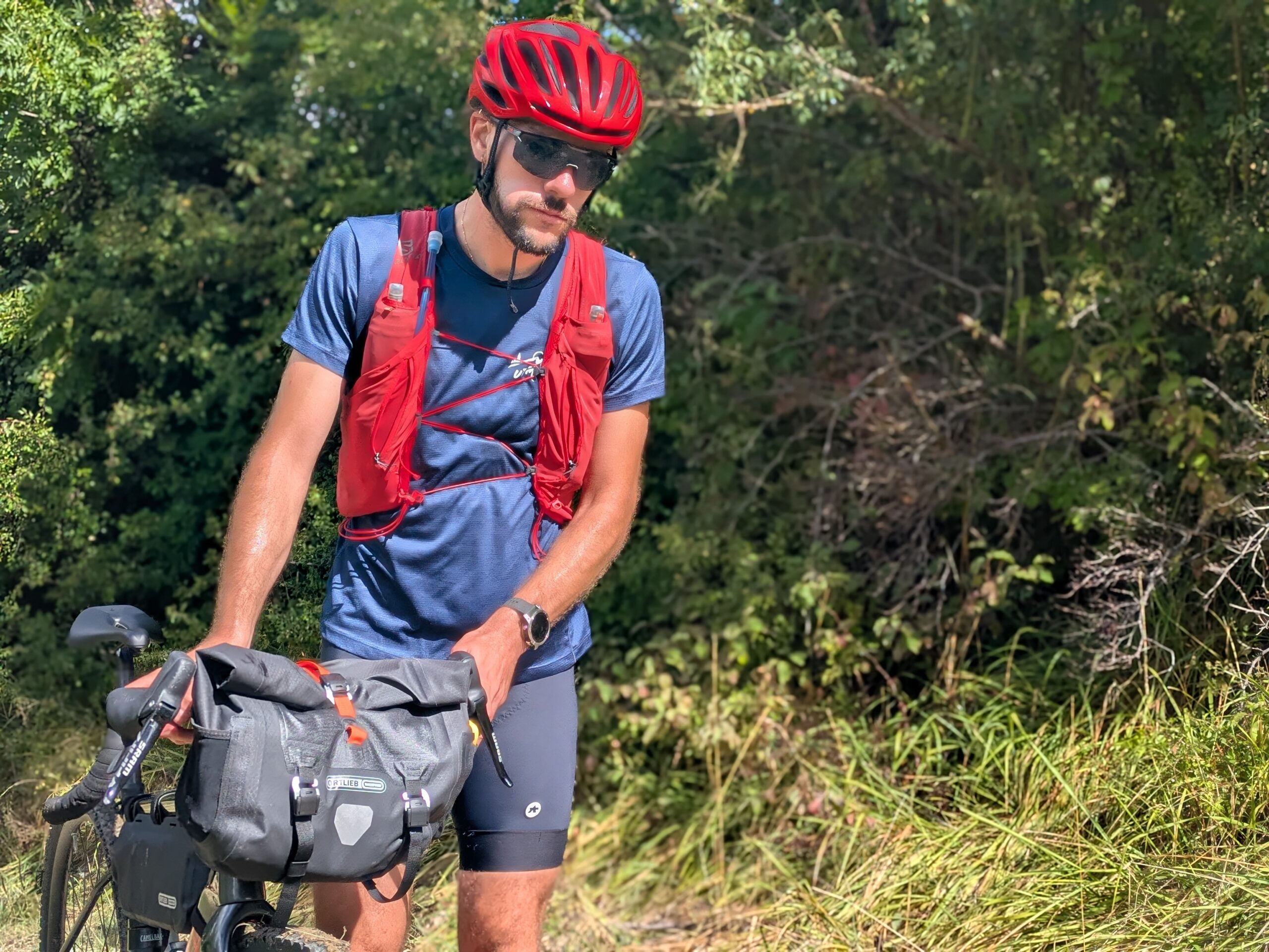 Les meilleures sacoches guidon vélo : comparatif 2025