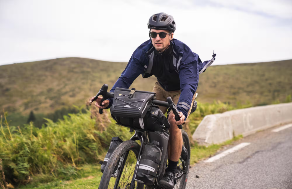 Les meilleurs vélos de voyage Decathlon (2025)