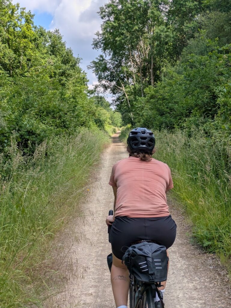 La Vélobuissonnière V44 — itinéraire vélo de 240km entre Saumur et Alençon