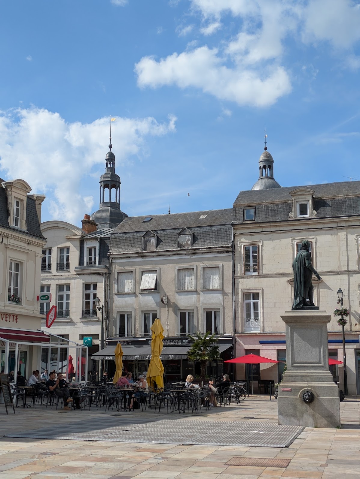 La Vélobuissonnière V44 — itinéraire vélo de 240km entre Saumur et Alençon