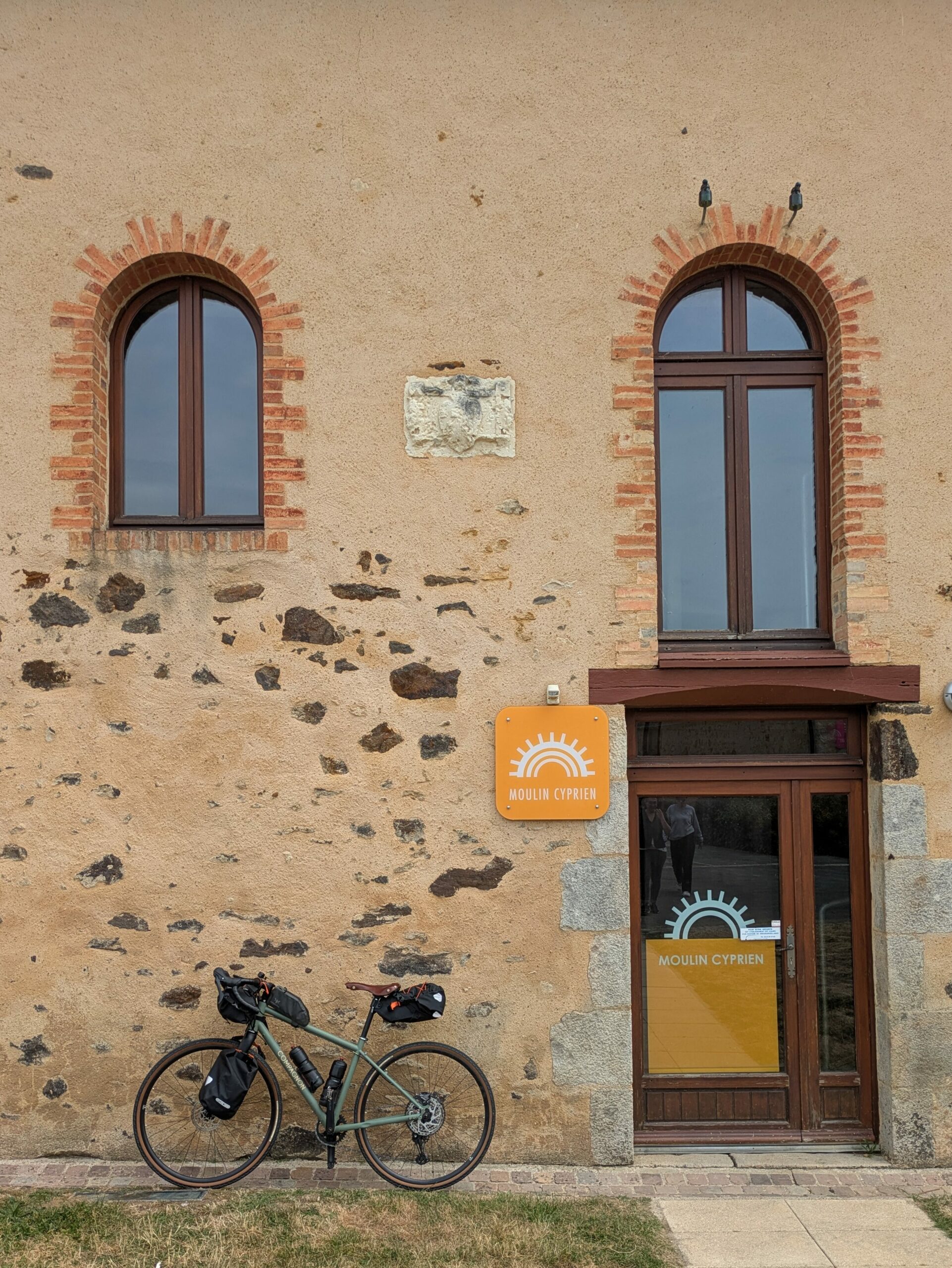 La Vélobuissonnière V44 — itinéraire vélo de 240km entre Saumur et Alençon