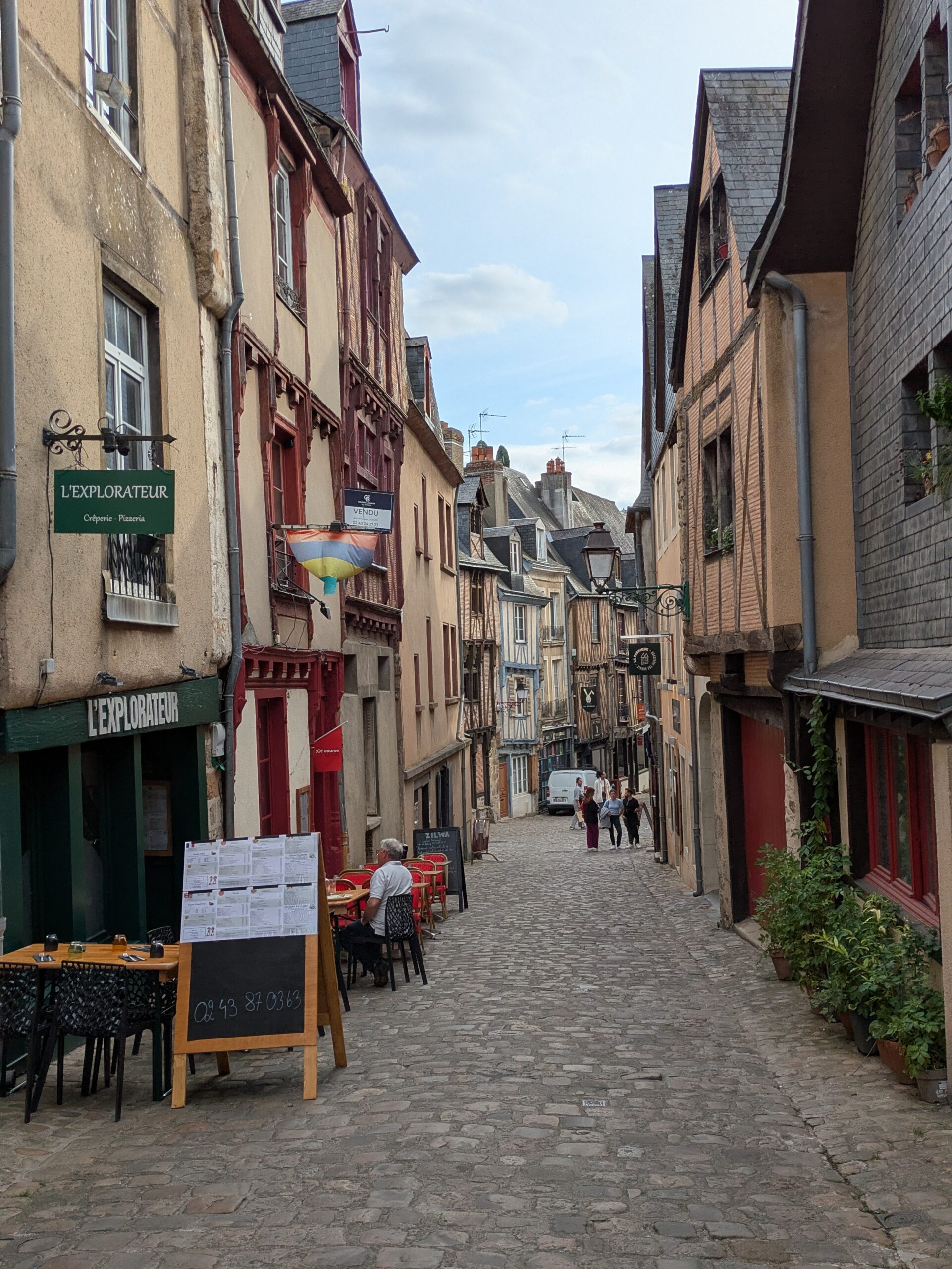 La Vélobuissonnière V44 — itinéraire vélo de 240km entre Saumur et Alençon