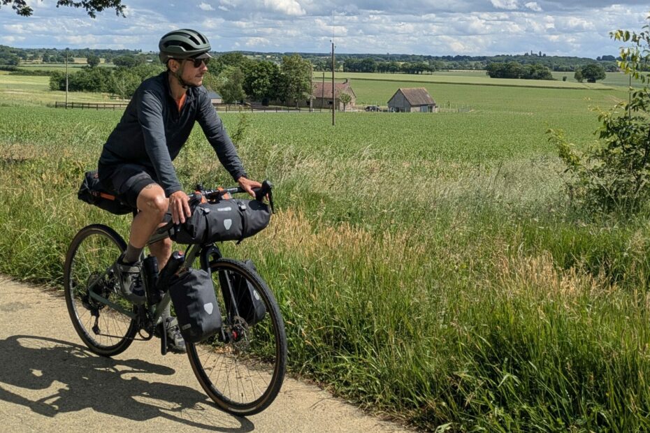 Comment choisir son vélo gravel et ses accessoires ?