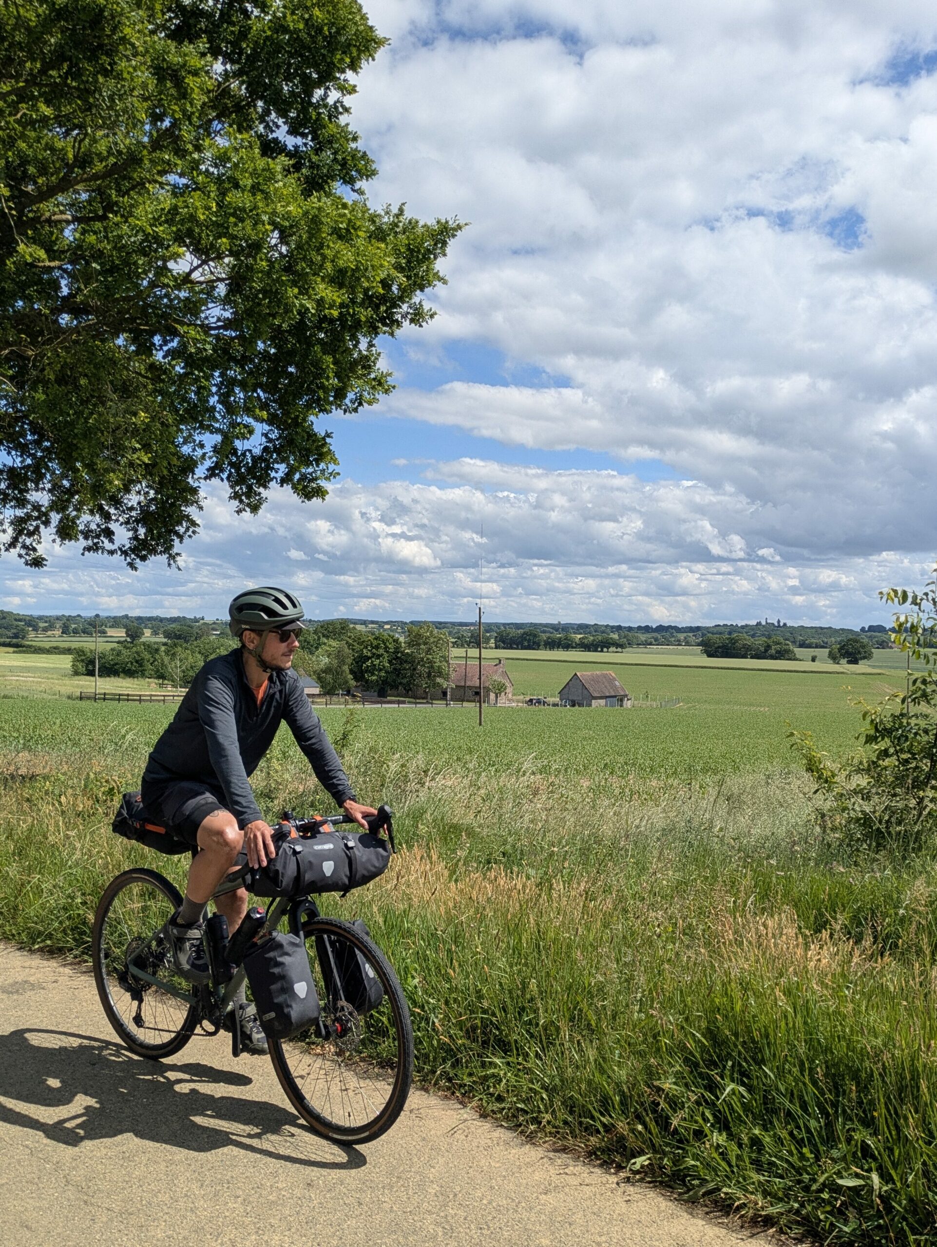 La Vélobuissonnière V44 — itinéraire vélo de 240km entre Saumur et Alençon