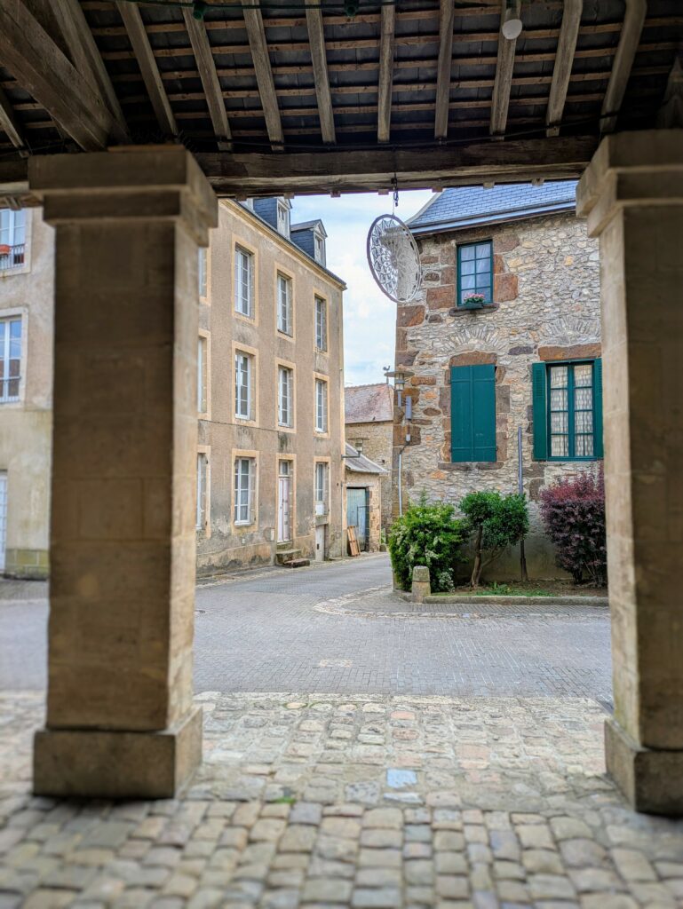 La Vélobuissonnière V44 — itinéraire vélo de 240km entre Saumur et Alençon