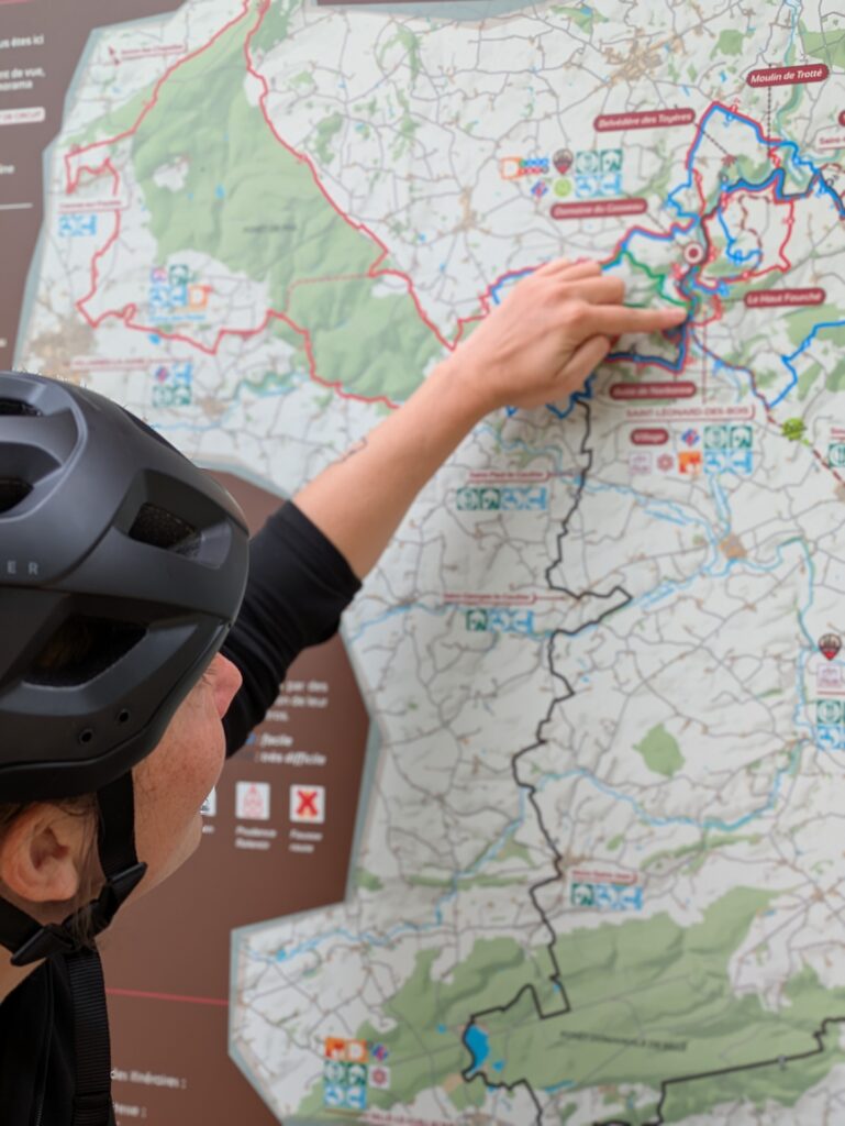 La Vélobuissonnière V44 — itinéraire vélo de 240km entre Saumur et Alençon