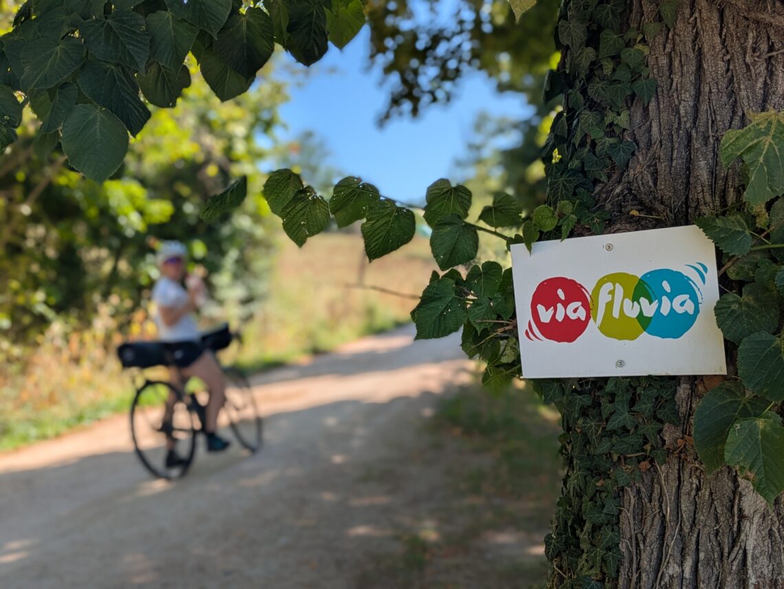 Jour 1 : Du Puy-en-Velay à Dunières — La Via Fluvia à vélo : 2 jours du Puy-en-Velay à Saint-Vallier (photo 2)