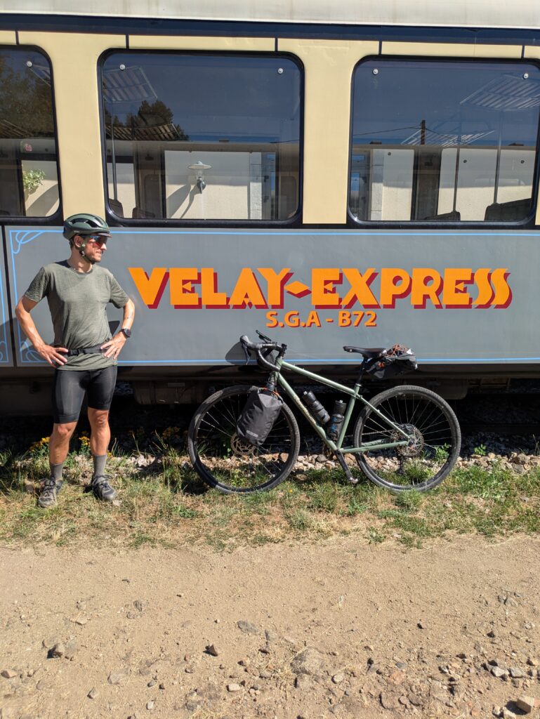 Jour 1 : Du Puy-en-Velay à Dunières — La Via Fluvia à vélo : 2 jours du Puy-en-Velay à Saint-Vallier (photo 15)