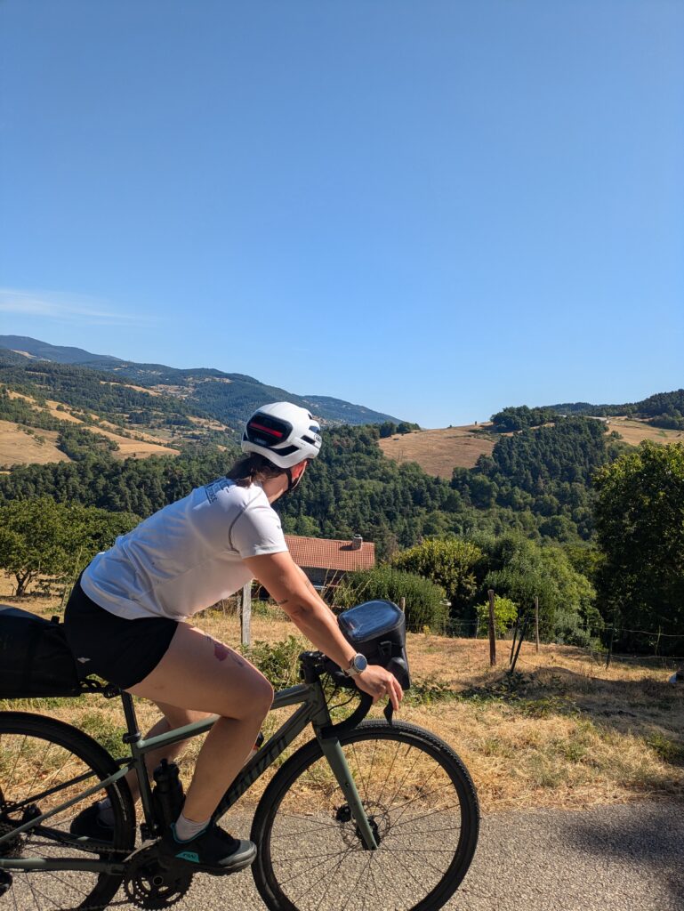 En combien de jours faire la Via Fluvia ? — La Via Fluvia à vélo : 2 jours du Puy-en-Velay à Saint-Vallier