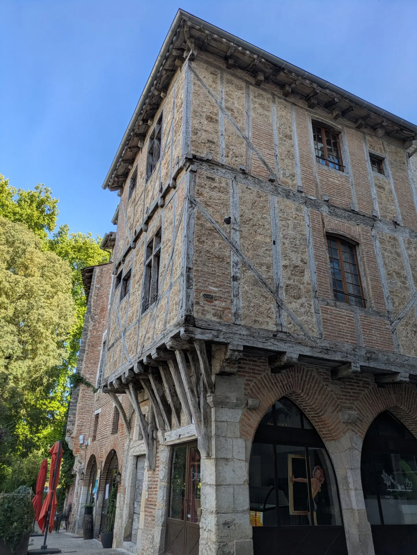 Maison à colombages dans le vieux Cahors